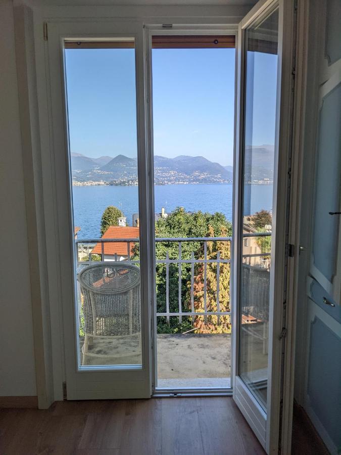 Breathtaking Lake View In The Heart Of Stresa Apartment Exterior photo